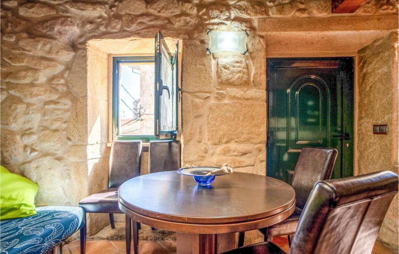 2 Bedroom Amazing Home In Muros Extérieur photo